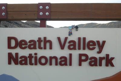 Anteater by the Death Valley National Park sign