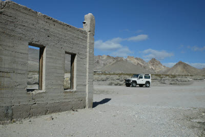 Driving through Rhyolite, NV