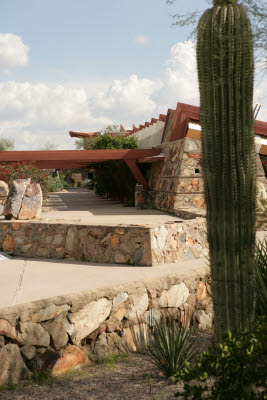 Taliesan West