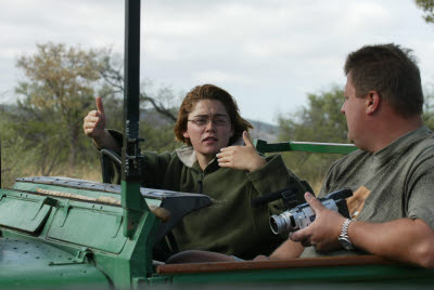 Guide explains cheetahs to Bill