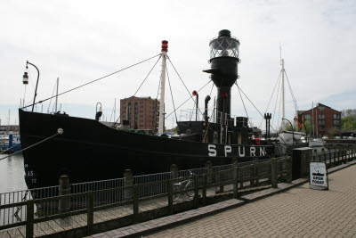 Light Ship