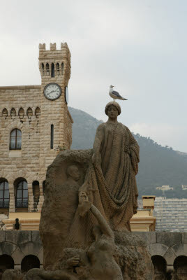 Statue near Monoco Palace