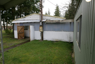 Trailer at Farm in Montesano