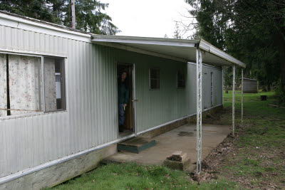 Trailer at Farm in Montesano