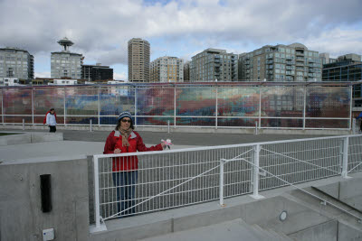 Amynah and Flat Stanley at the Sculpture Park