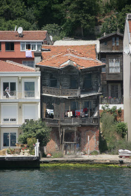 Waterfront Living on the Bosphorus