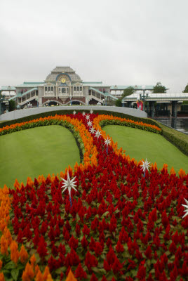 Entrance to Tokyo Disneyland